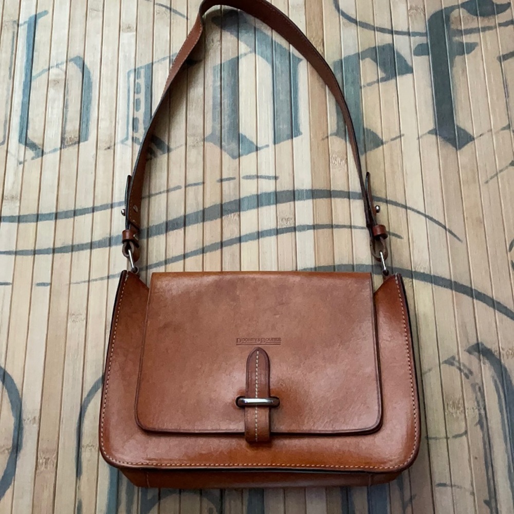 Dooney & Bourke Alto purse